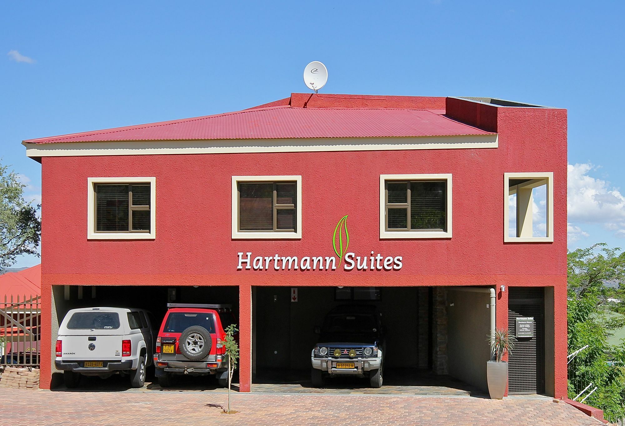 Hartmann Suites Serviced Self-Catering Apartments 温特和克 外观 照片